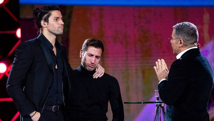 Gianmarco llorando en la gala 10 de 'GH VIP 7' ante la discusión de su hermano con Jorge Javier Vázquez