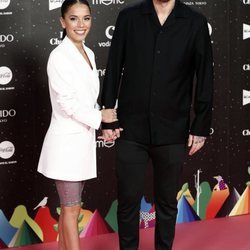 Melendi y Julia Nakamatsu en Los 40 Music Awards 2019