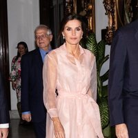 La Reina Letizia en la cena en honor al Presidente de Cuba en su Visita de Estado a Cuba