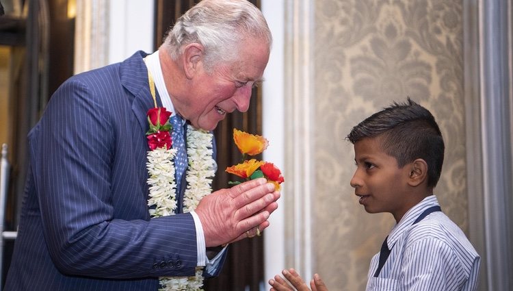 El Príncipe Carlos celebrando su 71 cumpleaños en su viaje oficial en la India