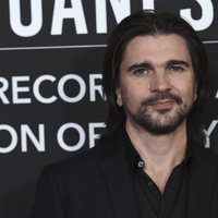 Juanes en la alfombra roja del premio Persona del Año 2019 en los Grammy Latino