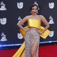 Anitta en la alfombra roja de los premios Grammy Latino 2019