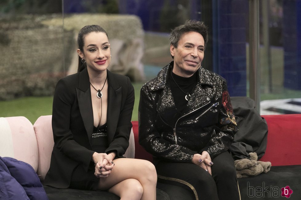 Adara y Maestro Joao, sonrientes en la gala 11 de 'GH VIP 7'