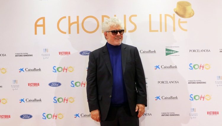 Pedro Almodovar en la apertura del teatro de Antonio Banderas, 'Teatro del Soho'