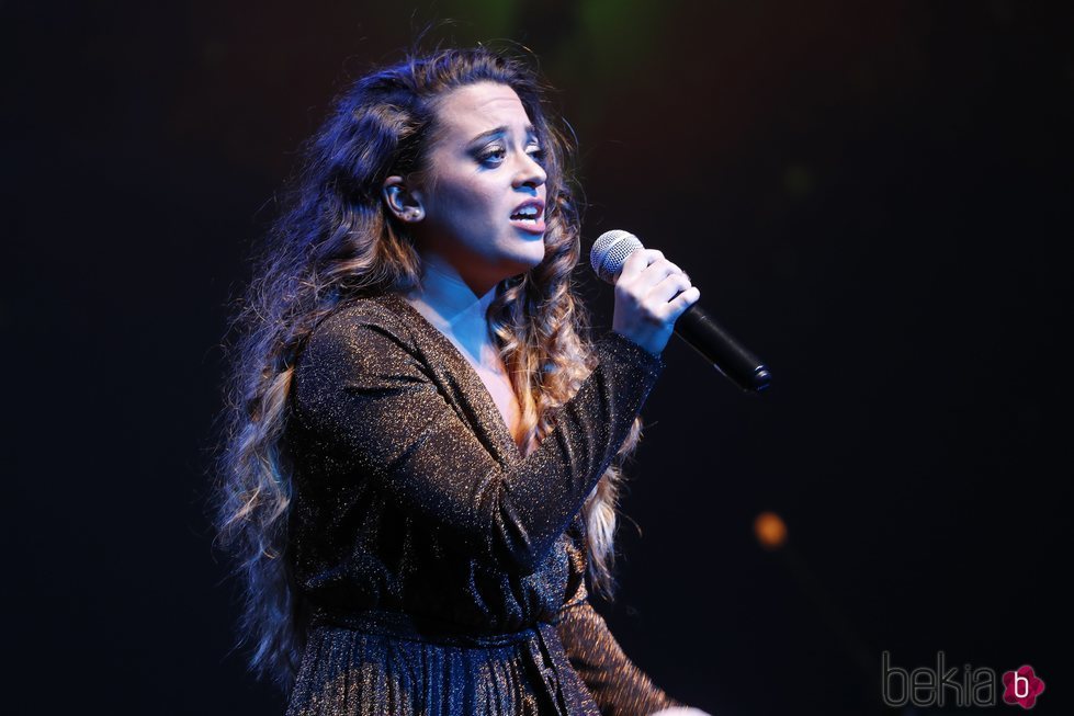 Noelia Franco actúa en los Premios Antena de Oro 2019