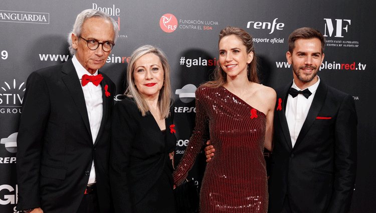 Bonaventura Clotet, Anna Fresquet, Aina y Marc Clotet en la gala People in Red 2019