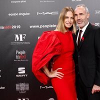 Martina Klein y Alex Corretja en la gala People in Red 2019