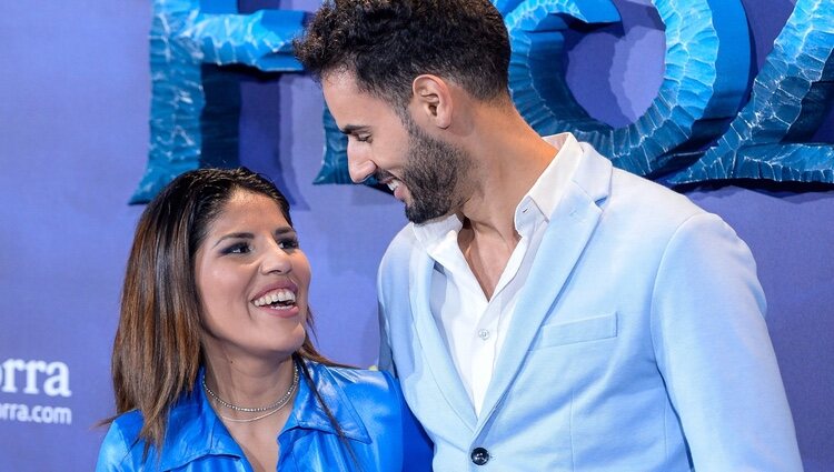 Chabelita Pantoja y Asraf Beno muy cómplices en el estreno de 'Frozen 2'