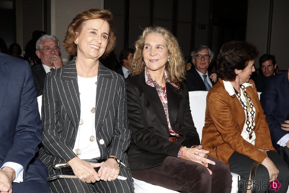 La Infanta Elena en la Gala de la Fundación Casajares