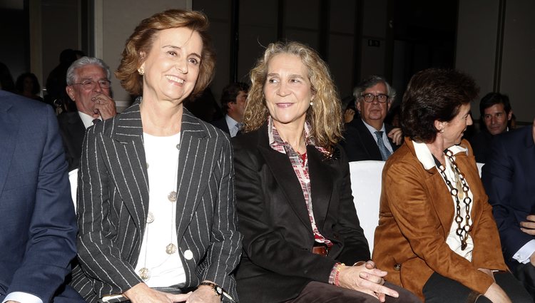 La Infanta Elena en la Gala de la Fundación Casajares