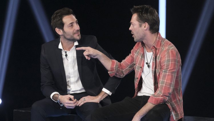 Antonio David Flores y Hugo Castejón discutiendo en la sala de expulsión en la gala 12 de 'GH VIP 7'