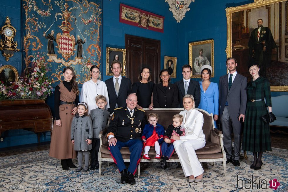 Posado de la Familia Real de Mónaco en el Palacio Grimaldi