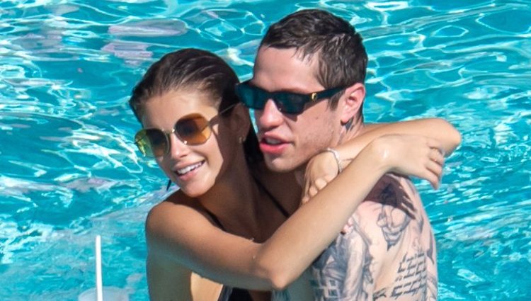 Pete Davidson y Kaia Gerber de vacaciones en Miami