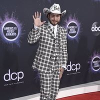 Post Malone en la alfombra roja de los premios AMAs 2019