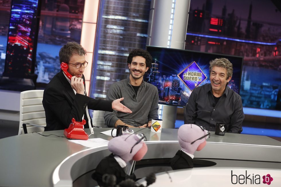 Pablo Motos, Chino Darin y Ricardo Darín en 'El Hormiguero'