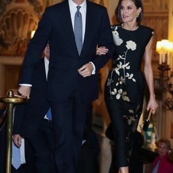 Los Reyes Felipe y Letizia en la entrega del Premio Francisco Cerecedo a Javier Cercas