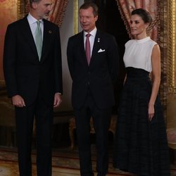 Los Reyes Felipe y Letizia y Enrique de Luxemburgo en la recepción por la Conferencia sobre el Cambio Climático