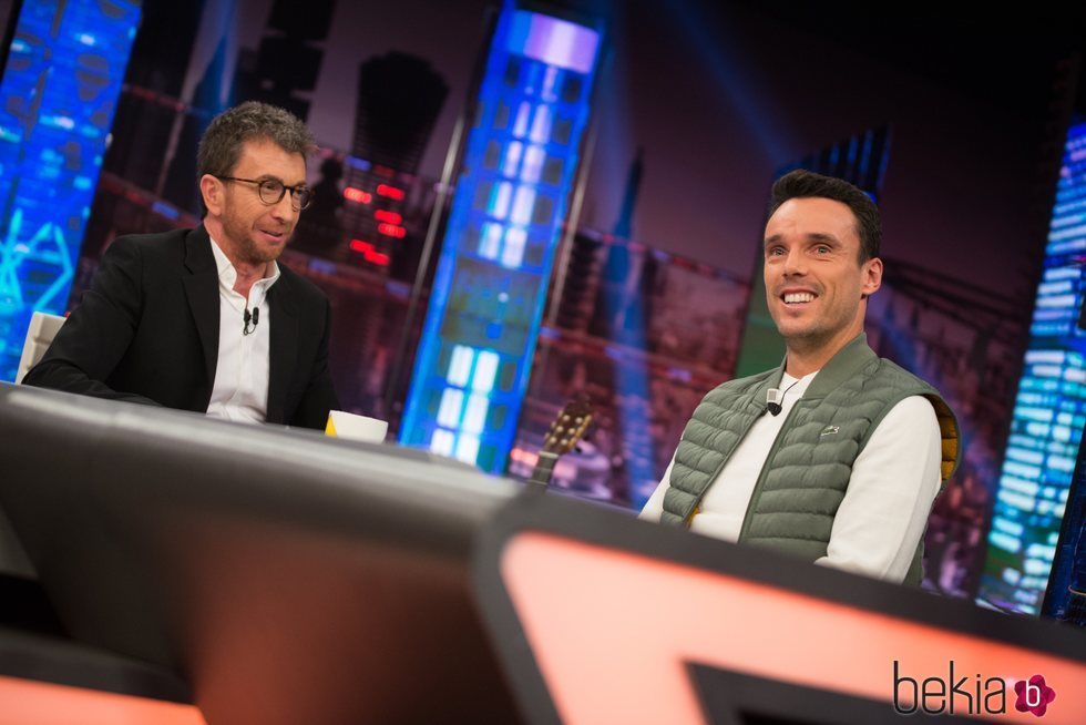 Roberto Bautista y Pablo Motos en 'El Hormiguero'