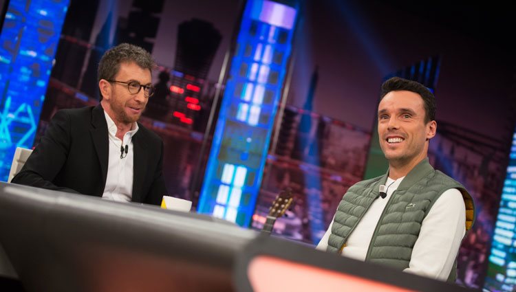 Roberto Bautista y Pablo Motos en 'El Hormiguero'