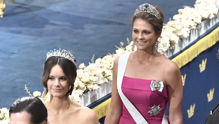 Sofia Hellqvist y Magdalena de Suecia en los Nobel 2019