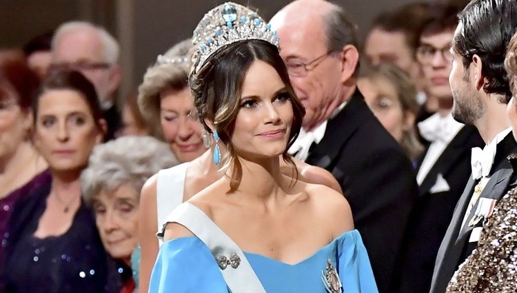 Sofia Hellqvist en la entrega de los premios Nobel 2019