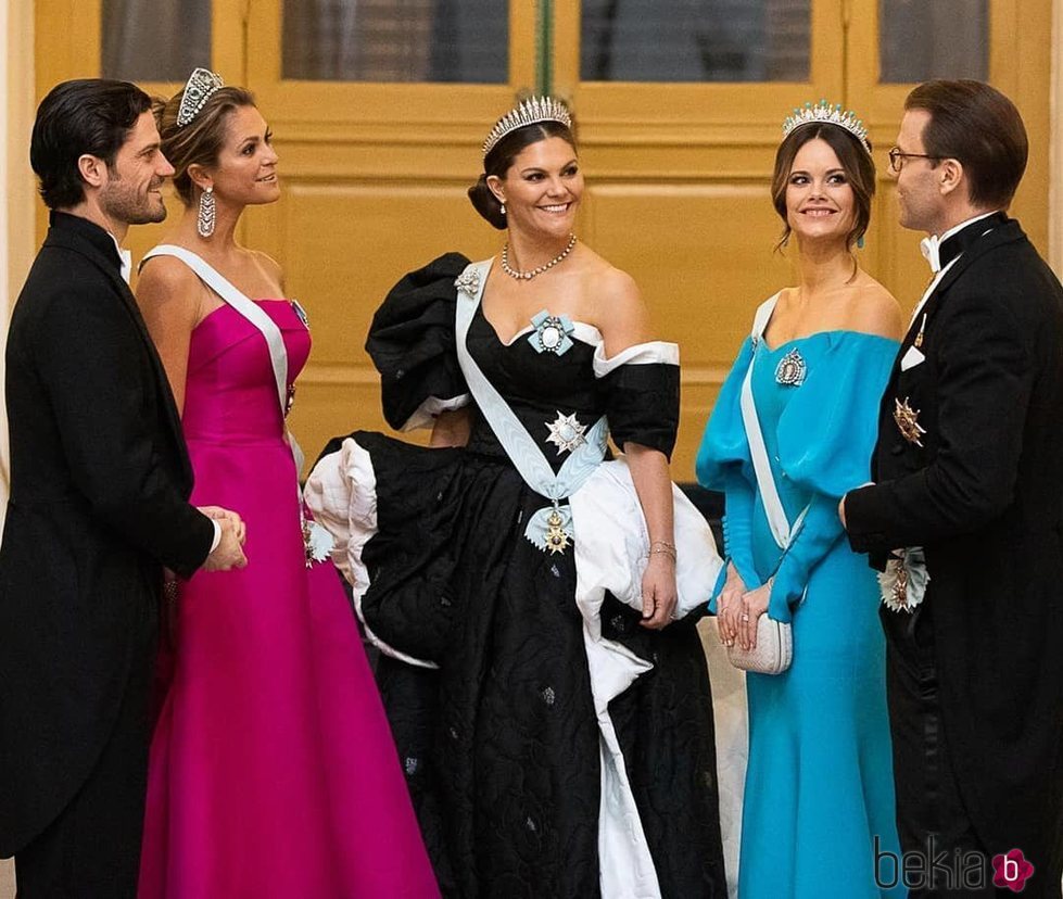 Victoria y Daniel de Suecia, Carlos Felipe de Suecia y Sofia Hellqvist y Magdalena de Suecia en los Nobel 2019