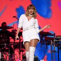 Taylor Swift durante uno de sus conciertos