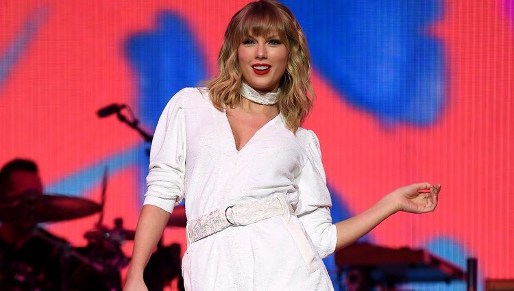 Taylor Swift durante uno de sus conciertos