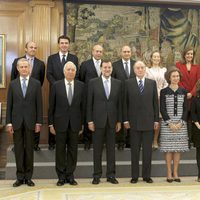 Los Reyes, Mariano Rajoy y sus 13 ministros en la Zarzuela