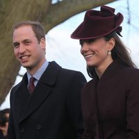 Los Duques Guillermo y Catalina de Cambridge en la misa del Día de Navidad