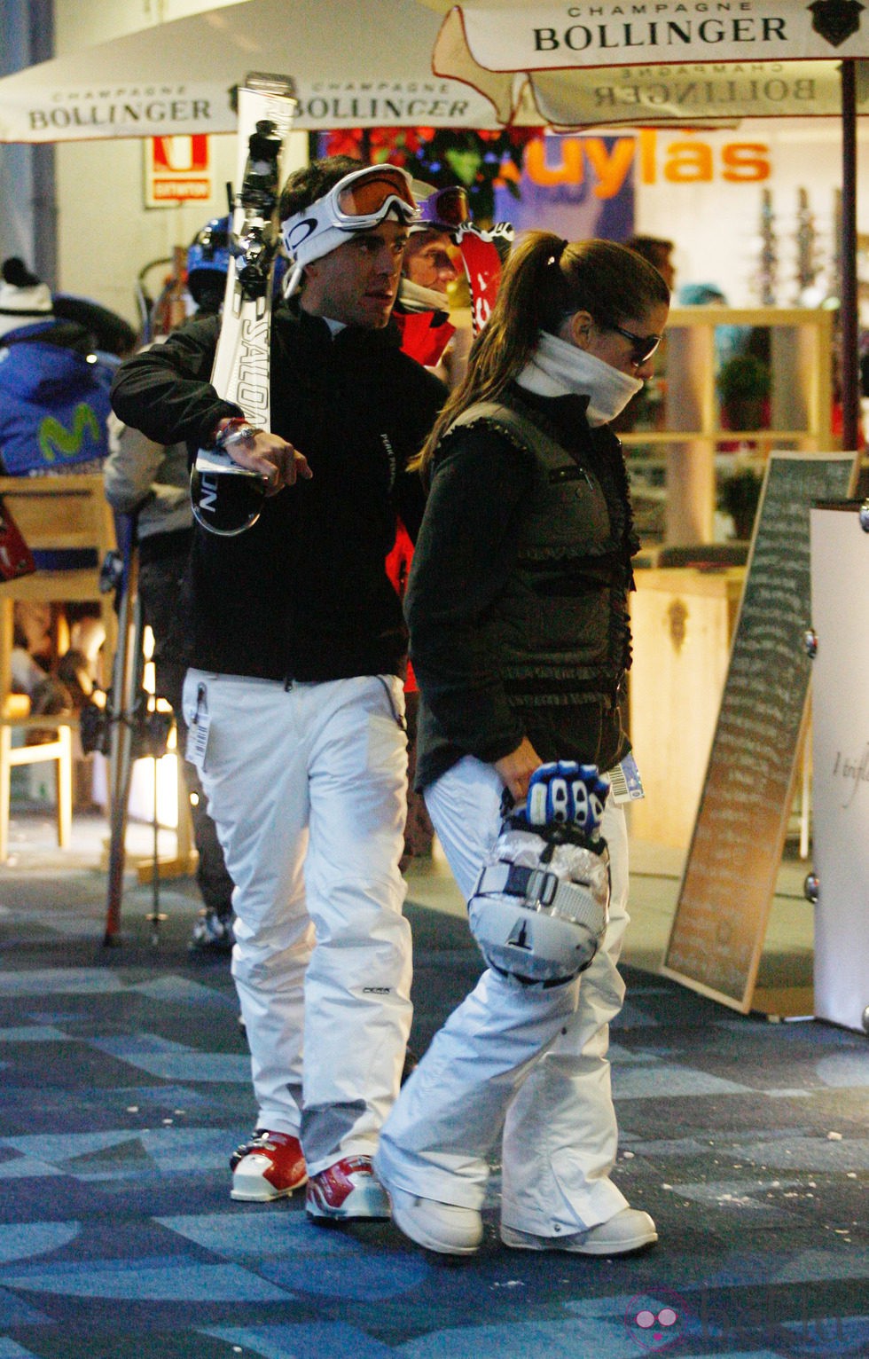 Elena Tablada y Daniel Arigita en la nieve