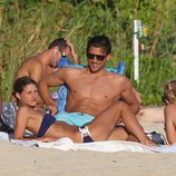 Olivia Palermo y Johannes Huebl toman el sol en San Bartolomé