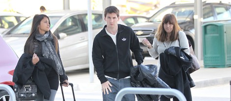 Leo Messi con su novia Antonella Roccuzzo y su madre Cecilia 