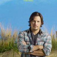 Nick Wechsler en la foto promocional de 'Revenge'