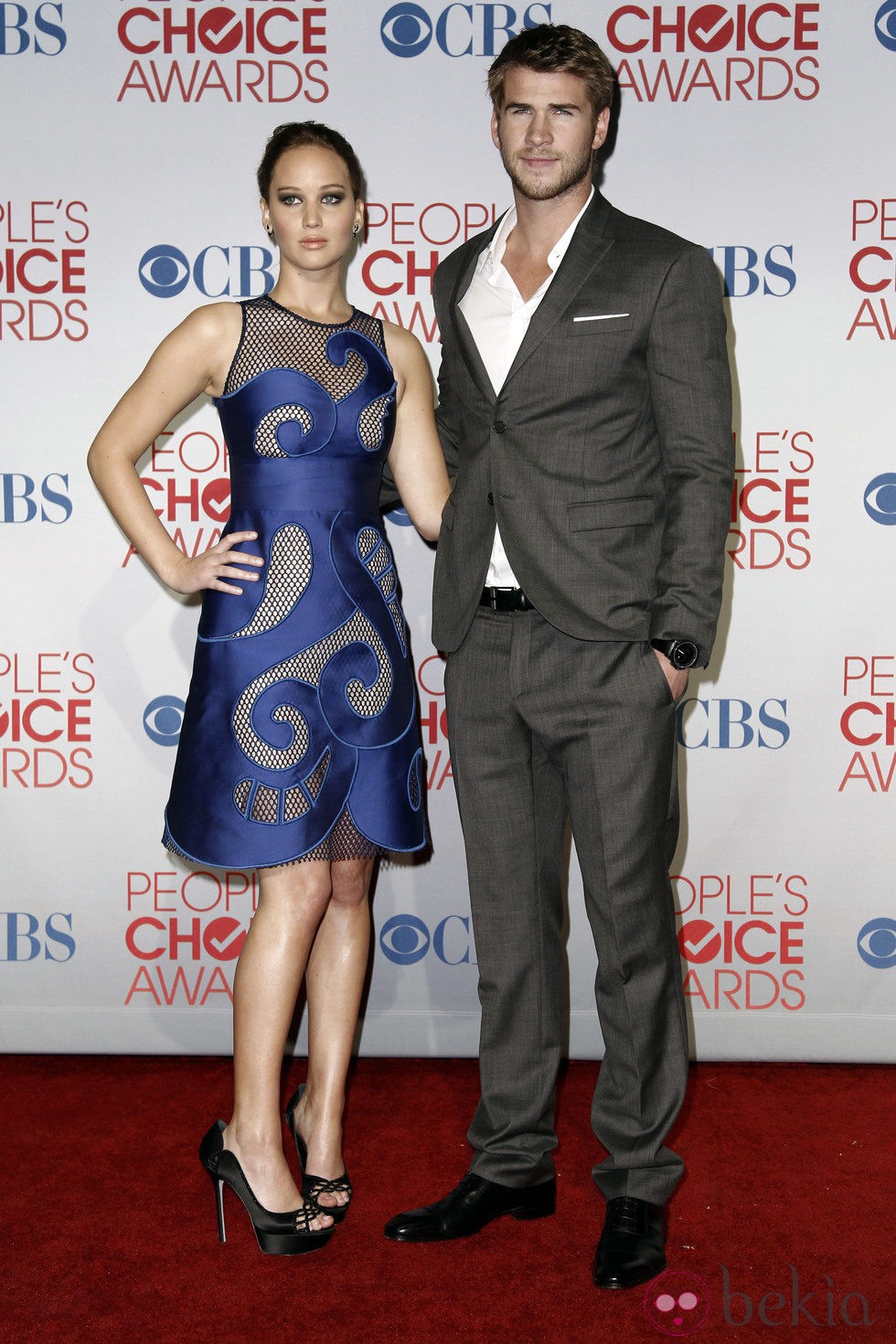 Jennifer Lawrence y Liam Hemsworth en los People's Choice Awards 2012