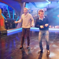 Michel Teló, Imanol Arias y Pablo Motos bailan 'Ai se eu te pego' en 'El Hormiguero'