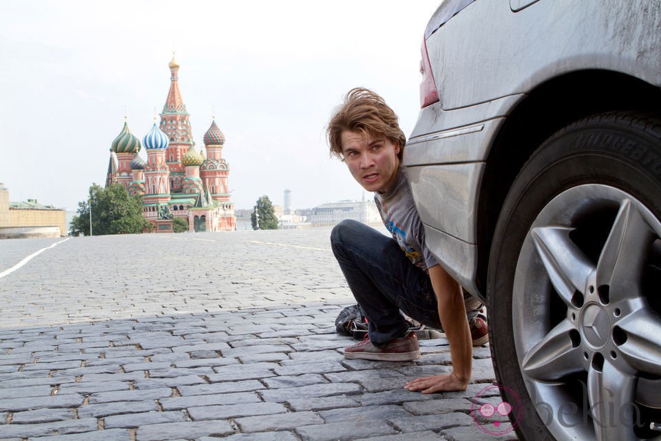 Emile Hirsch protagoniza la película 'La hora más oscura'