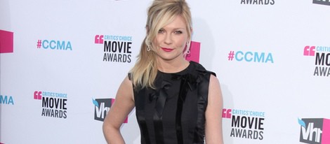 Kristen Dunst en los premios Critics Choice 2012