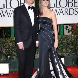 Colin Firth y su mujer en la alfombra roja de los Globos de Oro 2012