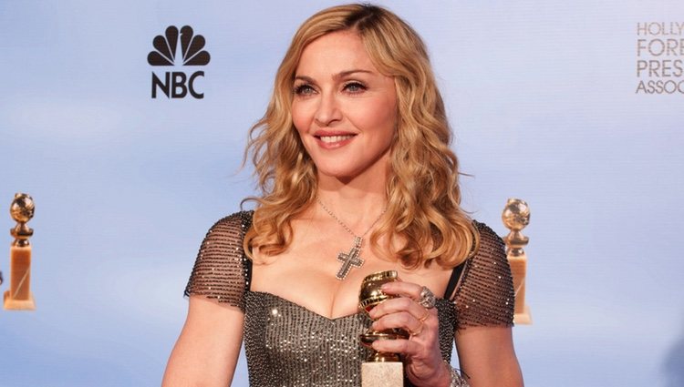 Madonna con su Globo de Oro 2012