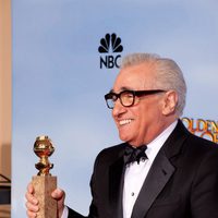 Martin Scorsese posa con su Globo de Oro 2012