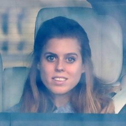 La Princesa Beatriz de York en el almuerzo prenavideño 2019 en Buckingham Palace