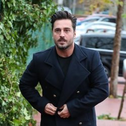 David Bustamante llegando al colegio de su hija