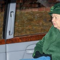 Isabel II acudiendo a la Iglesia de Santa María Magdalena en Sandringham, Norfolk