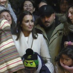 David Bustamante y Paula Echevarría viendo juntos la Cabalgata de Reyes 2020