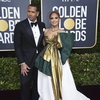 Jennifer Lopez y Alex Rodriguez en la alfombra roja de los Globos de Oro 2020