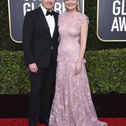 Kirsten Dunst y Jesse Plemons en la alfombra roja de los Globos de Oro 2020