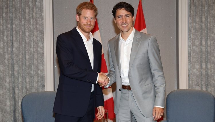 El Príncipe Harry y Justin Trudeau