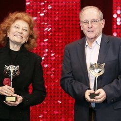 Julia y Emilio Gutiérrez Caba recibiendo su Premio Feroz de Honor 2020