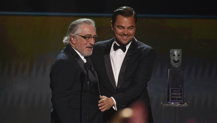 Leonardo DiCaprio y Robert De Niro en los Premios SAG 2020